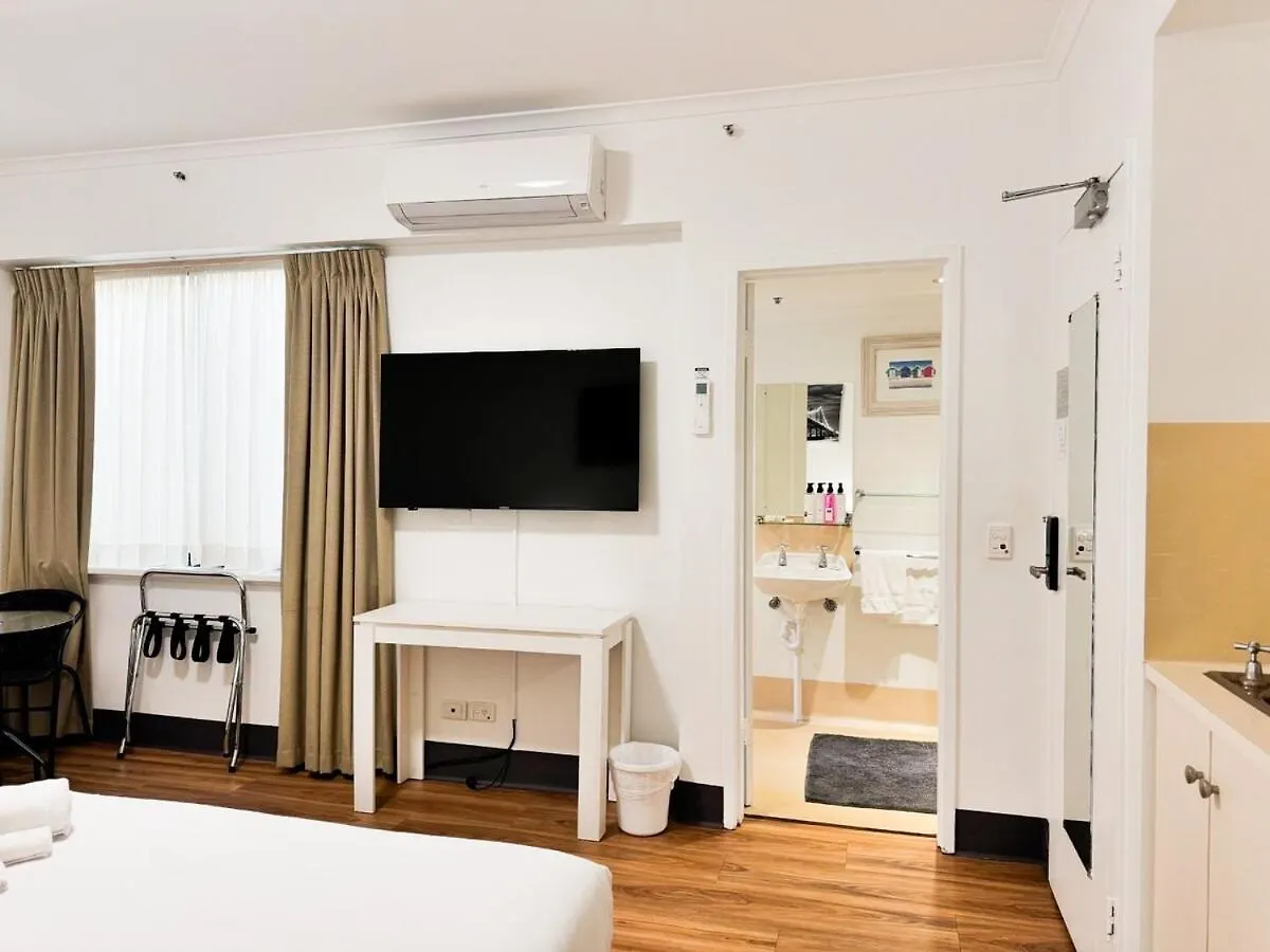 City Staycation Studio With 2 Beds Adelaida Australia
