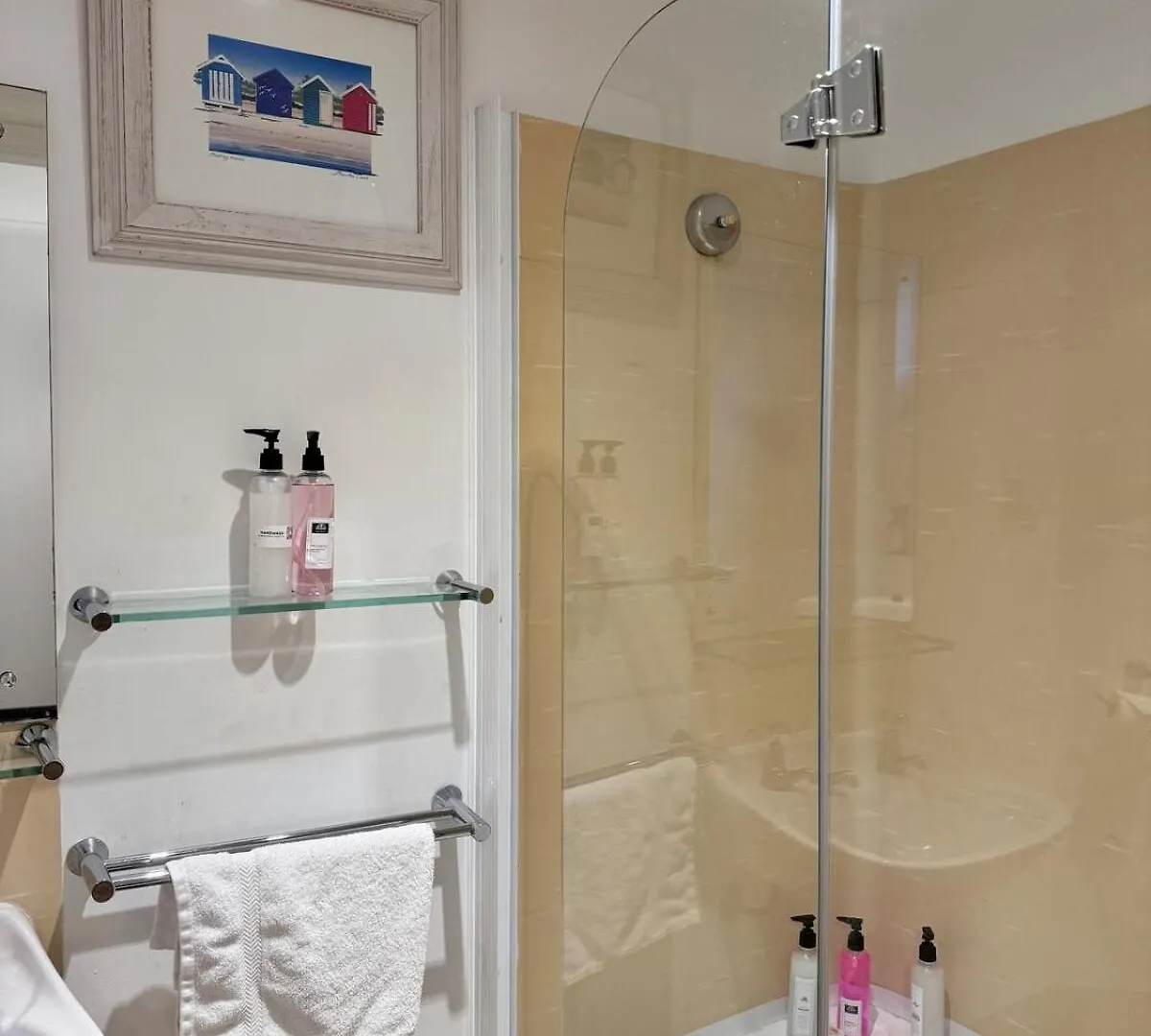City Staycation Studio With 2 Beds Adelaida 0*,